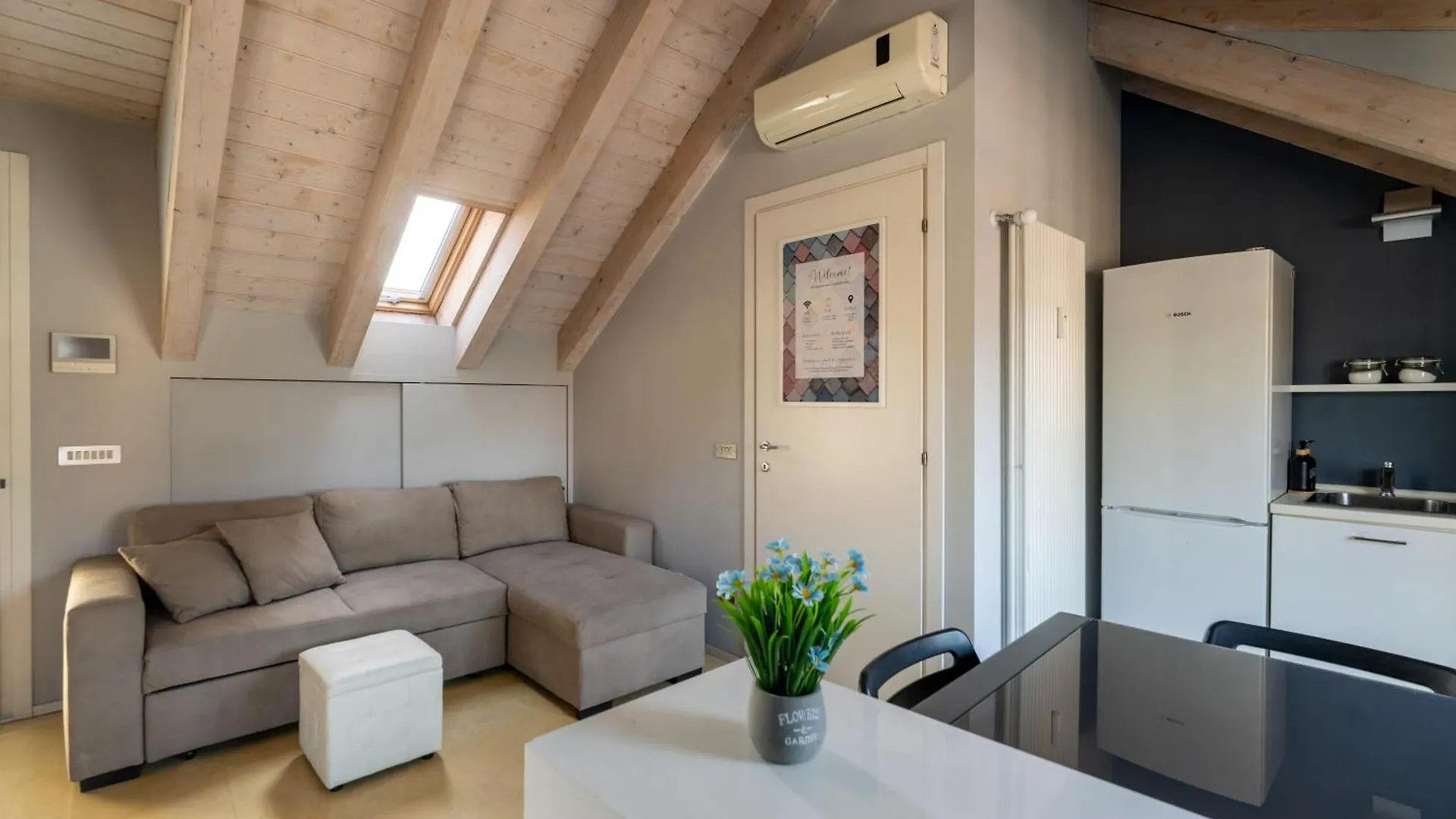 Rooftop Corso Como Con Terrazzo Privato Milano Italia